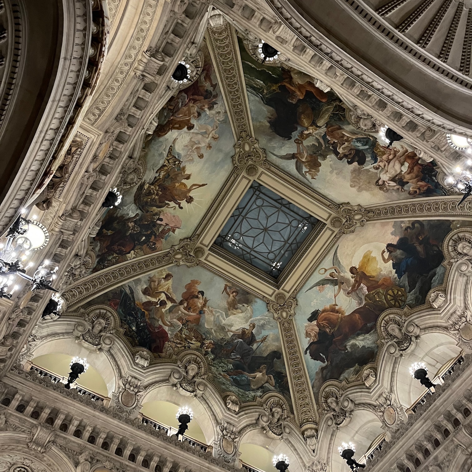 Aspect of Palais Garnier's rotunda ceilings